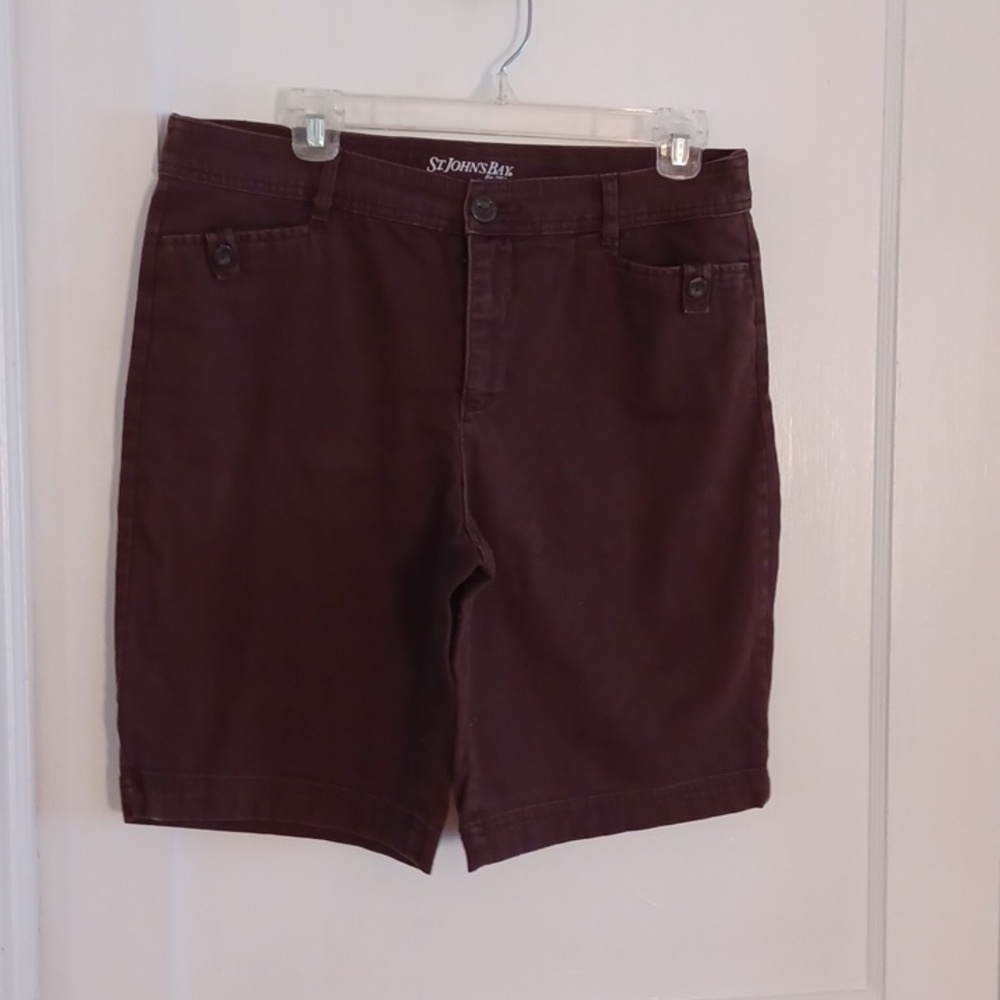 Saint John Bay women's shorts size 14 brown